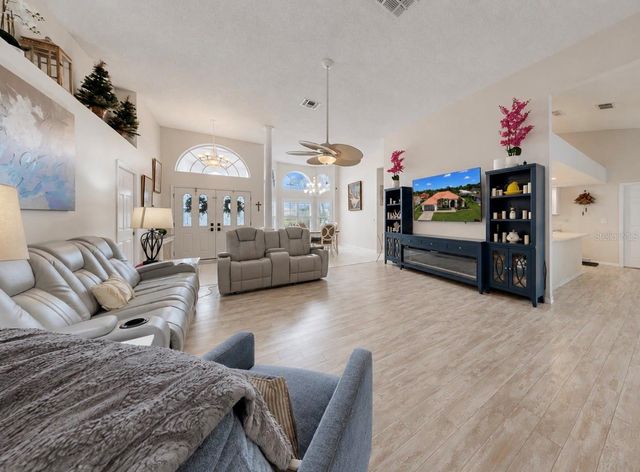 2027 NEW BEDFORD DRIVE, Sun City Center, FL 33573