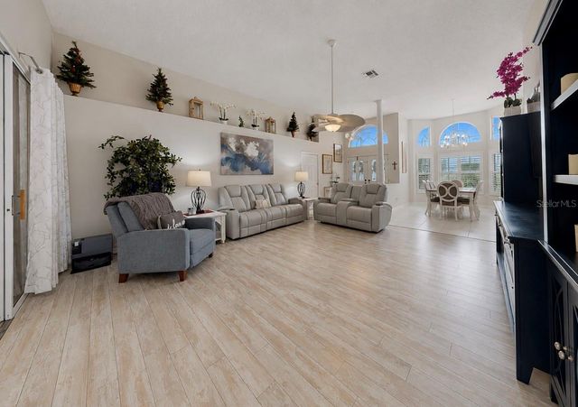 2027 NEW BEDFORD DRIVE, Sun City Center, FL 33573