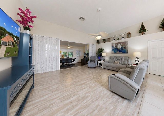 2027 NEW BEDFORD DRIVE, Sun City Center, FL 33573