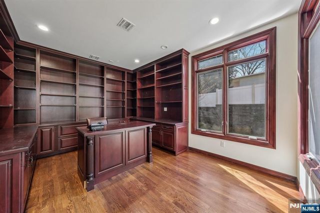 14 O Shaughnessy Lane, Closter, NJ 07624