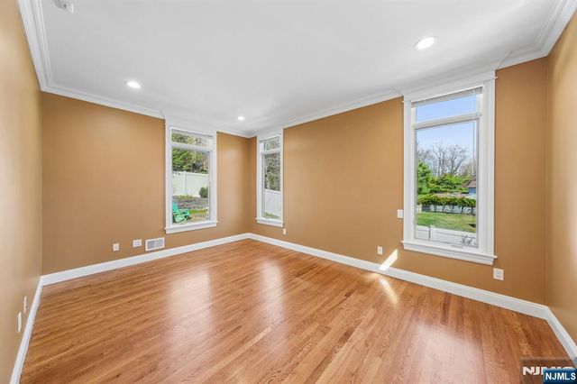 14 O Shaughnessy Lane, Closter, NJ 07624