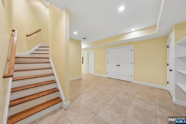 14 O Shaughnessy Lane, Closter, NJ 07624