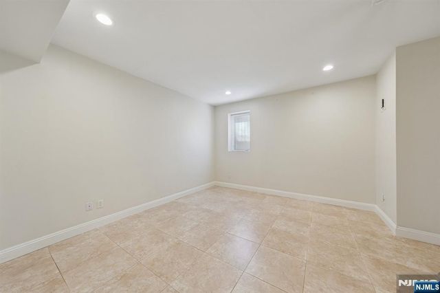 14 O Shaughnessy Lane, Closter, NJ 07624