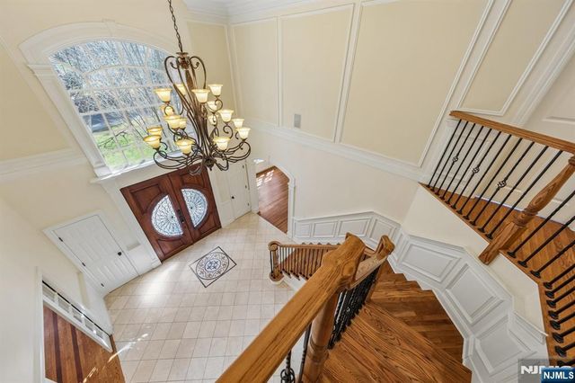 14 O Shaughnessy Lane, Closter, NJ 07624