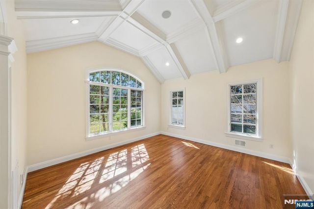 14 O Shaughnessy Lane, Closter, NJ 07624