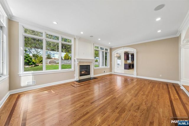 14 O Shaughnessy Lane, Closter, NJ 07624