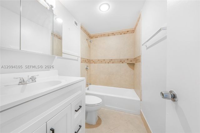 400 Kings Point Dr 1427, Sunny Isles Beach, FL 33160