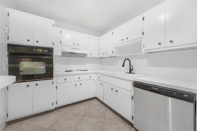 400 Kings Point Dr 1427, Sunny Isles Beach, FL 33160