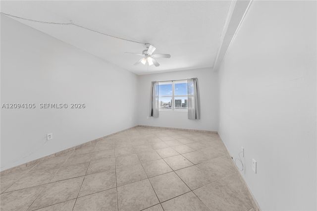 400 Kings Point Dr 1427, Sunny Isles Beach, FL 33160