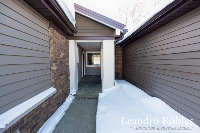 661 Twin Lakes Drive Ne, City Of Grand Rapids, MI 49525