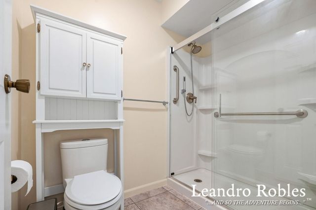 661 Twin Lakes Drive Ne, City Of Grand Rapids, MI 49525