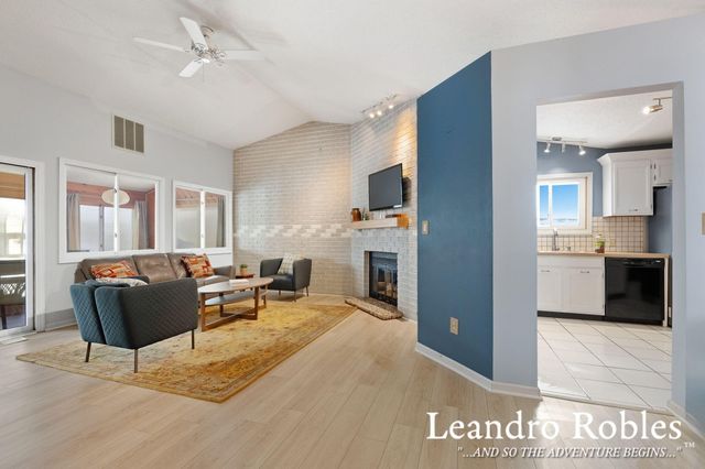 661 Twin Lakes Drive Ne, City Of Grand Rapids, MI 49525