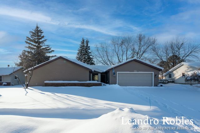 661 Twin Lakes Drive Ne, City Of Grand Rapids, MI 49525