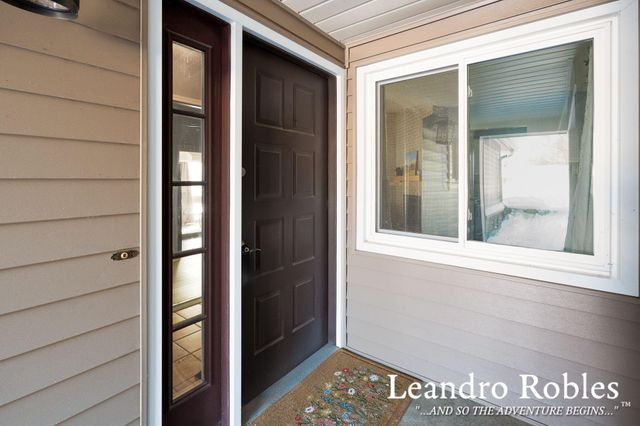 661 Twin Lakes Drive Ne, City Of Grand Rapids, MI 49525