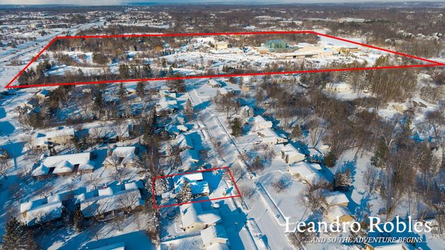 661 Twin Lakes Drive Ne, City Of Grand Rapids, MI 49525