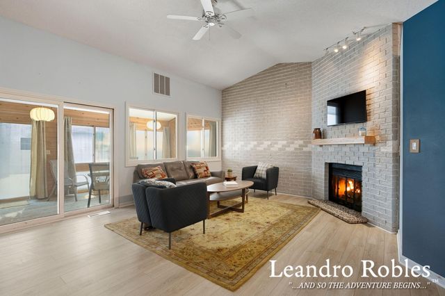 661 Twin Lakes Drive Ne, City Of Grand Rapids, MI 49525