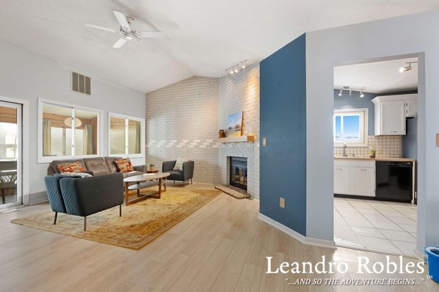 661 Twin Lakes Drive Ne, City Of Grand Rapids, MI 49525