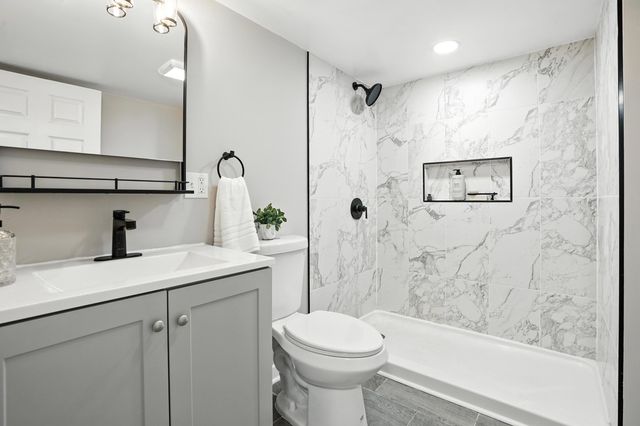 3710 W 125th Avenue, Crown Point, IN 46307