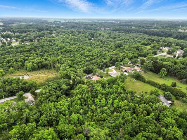 3710 W 125th Avenue, Crown Point, IN 46307