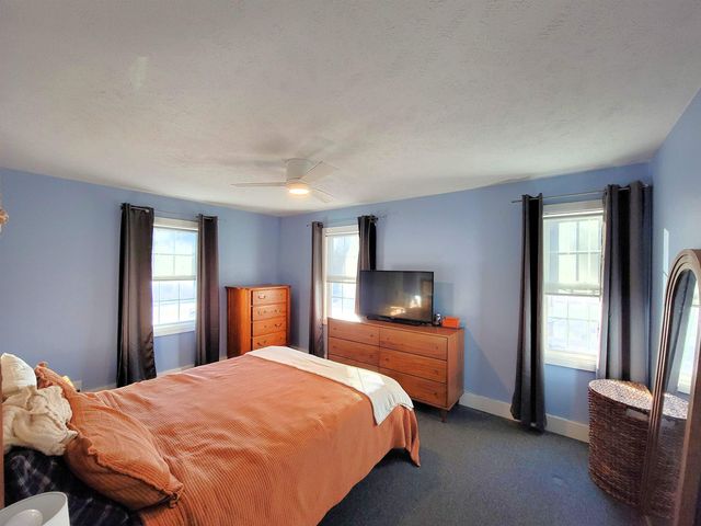 937 Highland Ave, Salina, KS 67401