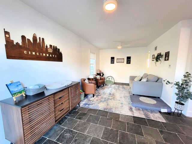 937 Highland Ave, Salina, KS 67401