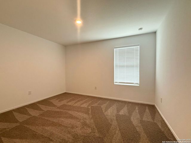 7726 NESSIE TRAILS, San Antonio, TX 78227