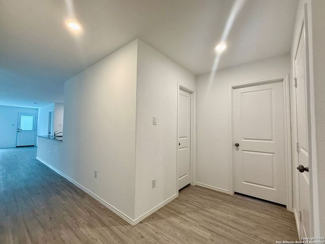 7726 NESSIE TRAILS, San Antonio, TX 78227
