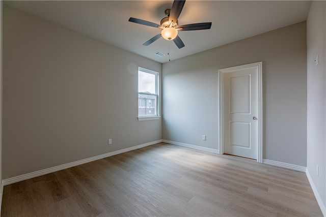 1402 SW Poigai Way 2, Bentonville, AR 72712
