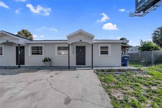 1909 W GREEN STREET, Tampa, FL 33607