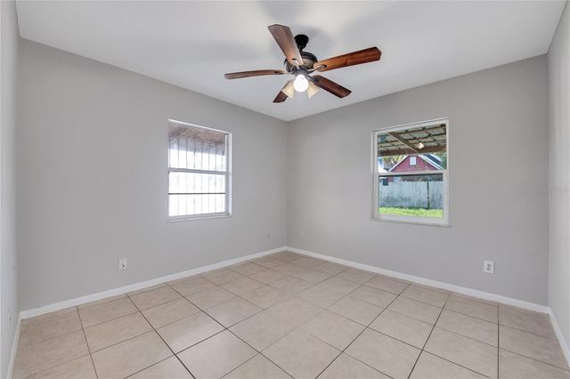 1909 W GREEN STREET, Tampa, FL 33607