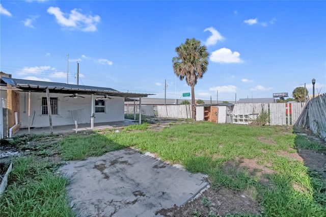 1909 W GREEN STREET, Tampa, FL 33607