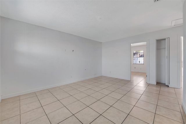 1909 W GREEN STREET, Tampa, FL 33607