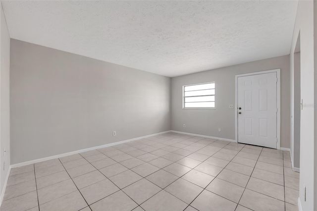 1909 W GREEN STREET, Tampa, FL 33607