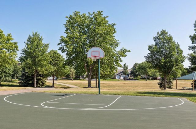 14996 Ardgillan Road, Rosemount, MN 55068