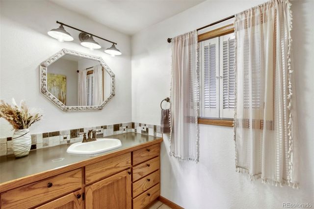 501 N 66th Avenue, Greeley, CO 80634