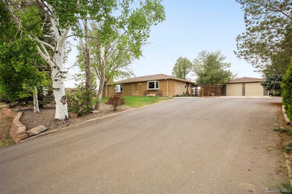 501 N 66th Avenue, Greeley, CO 80634