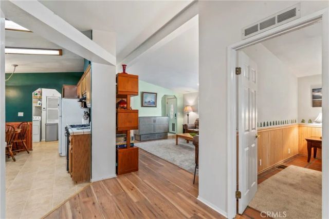 2113 Spring Oak, Running Springs, CA 92382