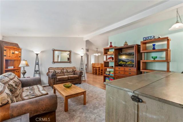 2113 Spring Oak, Running Springs, CA 92382