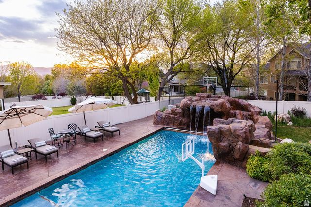 1777 E SOMERSET RIDGE DR, Draper, UT 84020