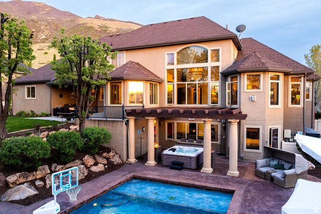 1777 E SOMERSET RIDGE DR, Draper, UT 84020