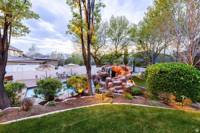 1777 E SOMERSET RIDGE DR, Draper, UT 84020