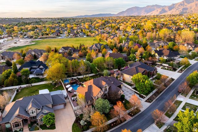 1777 E SOMERSET RIDGE DR, Draper, UT 84020