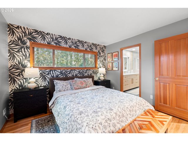 10529 Sw LANCASTER Rd, Portland, OR 97219