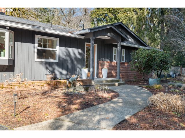 10529 Sw LANCASTER Rd, Portland, OR 97219