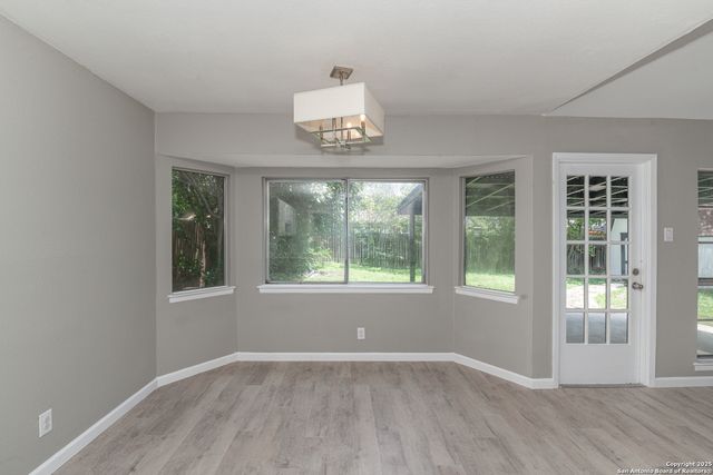 6131 Windbrooke, San Antonio, TX 78249