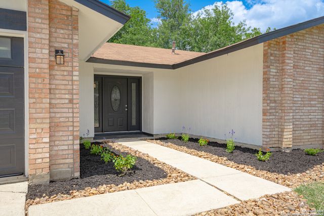 6131 Windbrooke, San Antonio, TX 78249