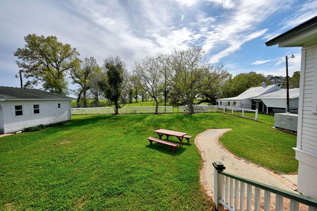 4371 Highway 1, Napoleonville, LA 70390