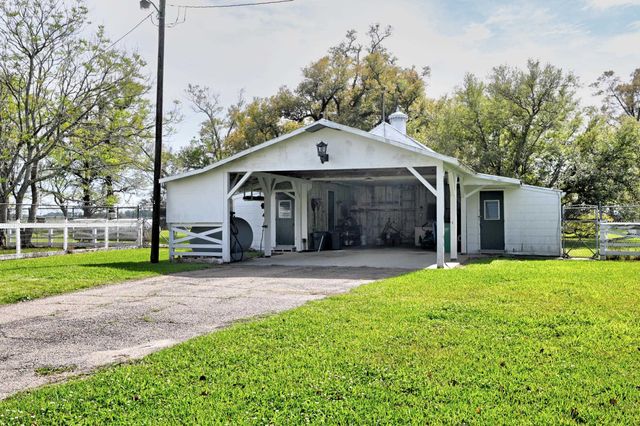 4371 Highway 1, Napoleonville, LA 70390