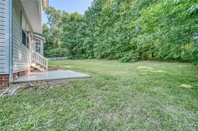 3006 Ramsey Dr, Chester, VA 23831