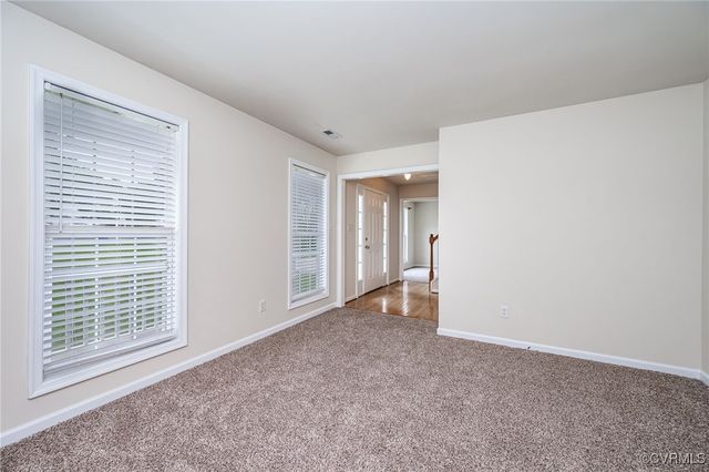 3006 Ramsey Dr, Chester, VA 23831